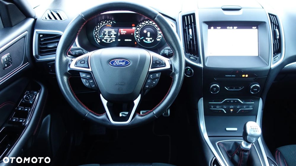 Ford S-Max 1.5 EcoBoost ST-Line - 19