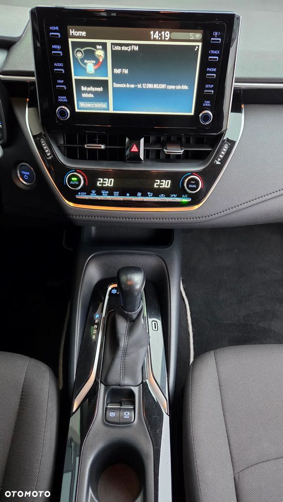 Toyota Corolla 1.8 Hybrid GPF Comfort - 18