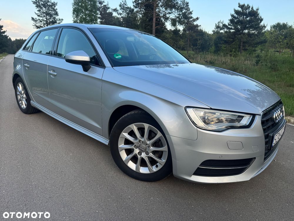 Audi A3 Sportback 1.6 TDI ultra Attraction - 13