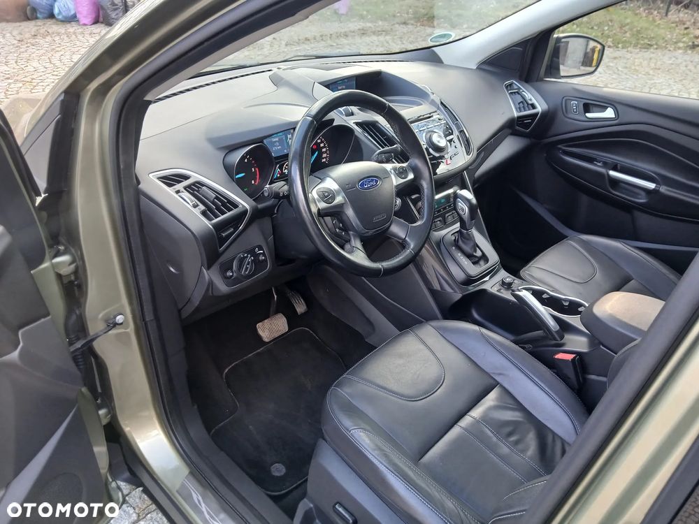 Ford Kuga 2.0 TDCi 4x4 Titanium - 3