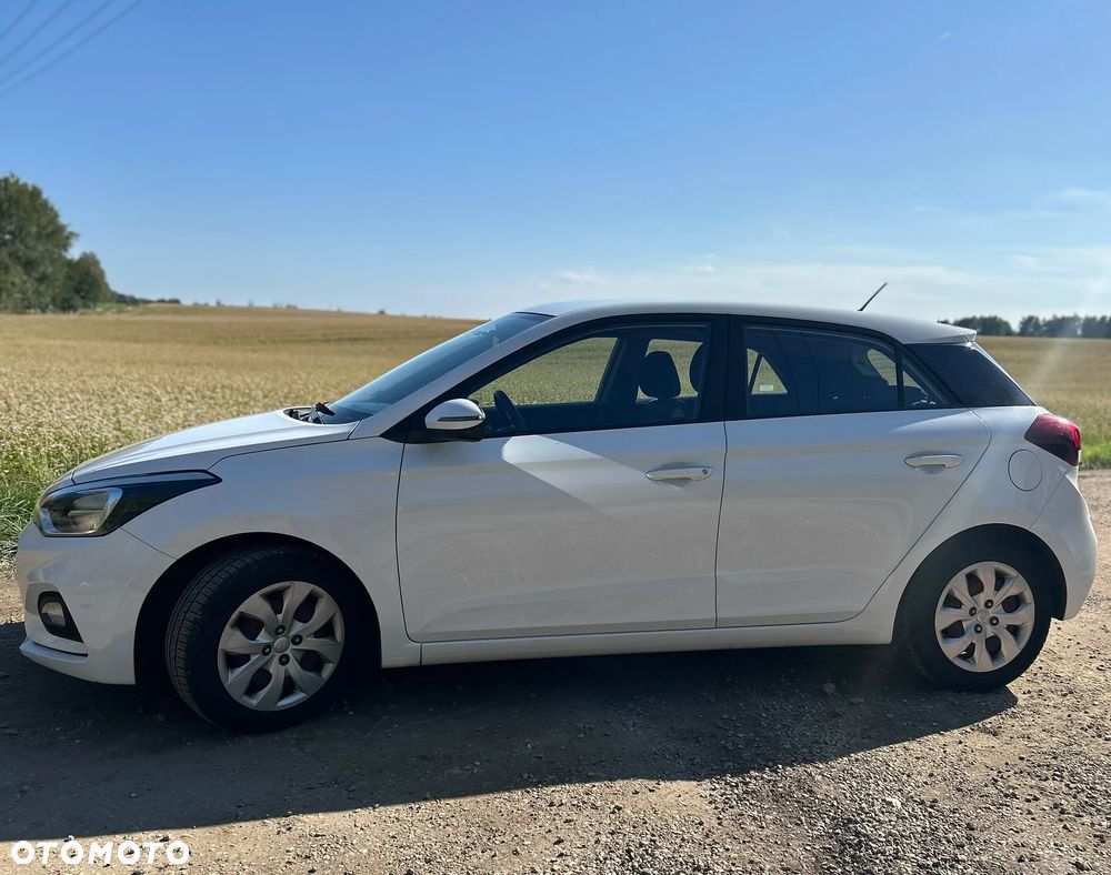 Hyundai i20 - 11