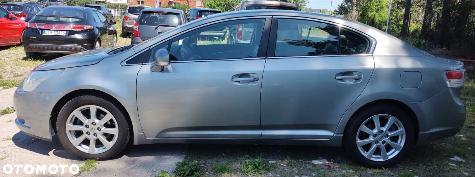Toyota Avensis - 9