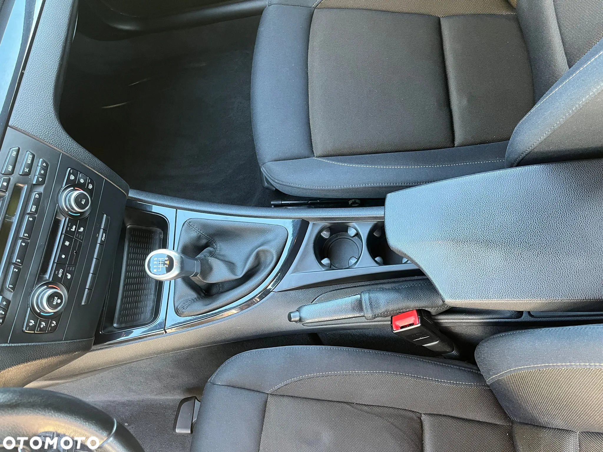 BMW Seria 1 116i - 14