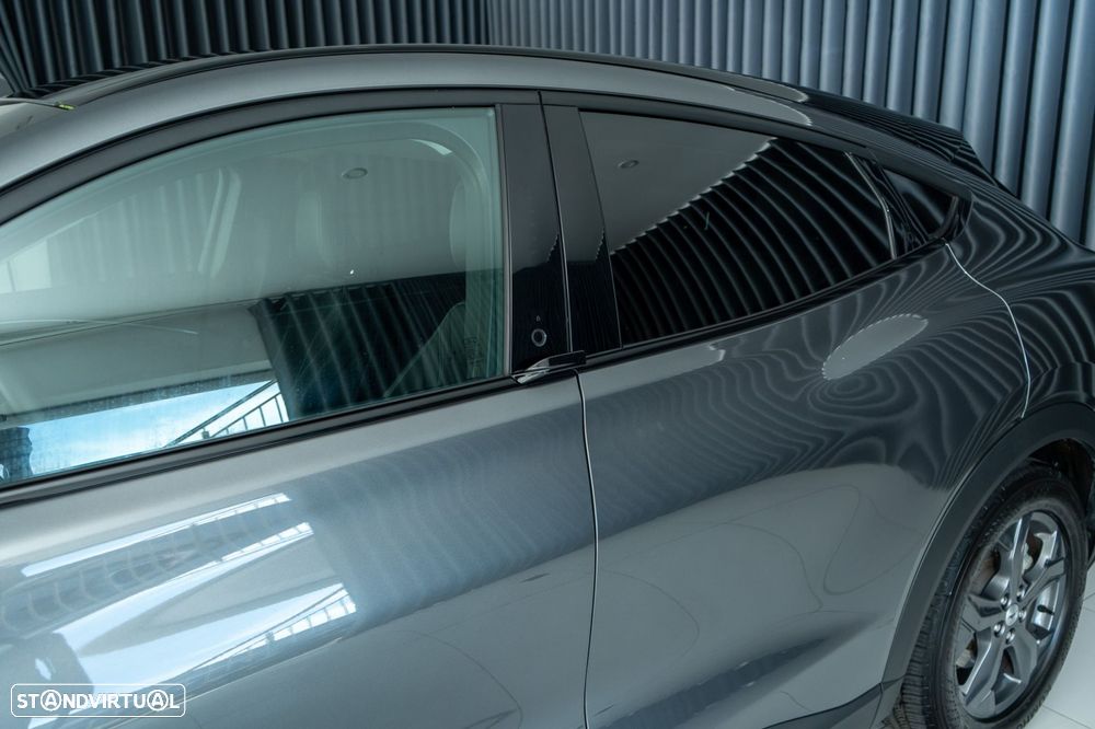 Ford Mustang Mach-E Standard - 26