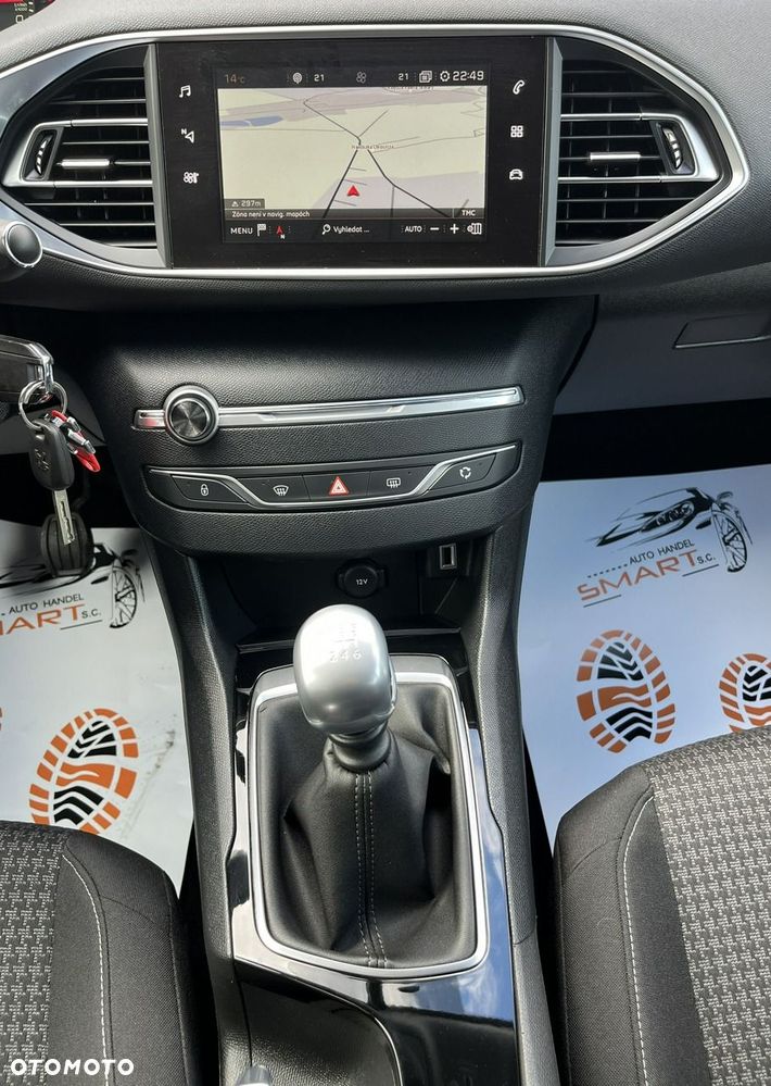 Peugeot 308 1.2 PureTech Active Pack S&S - 20