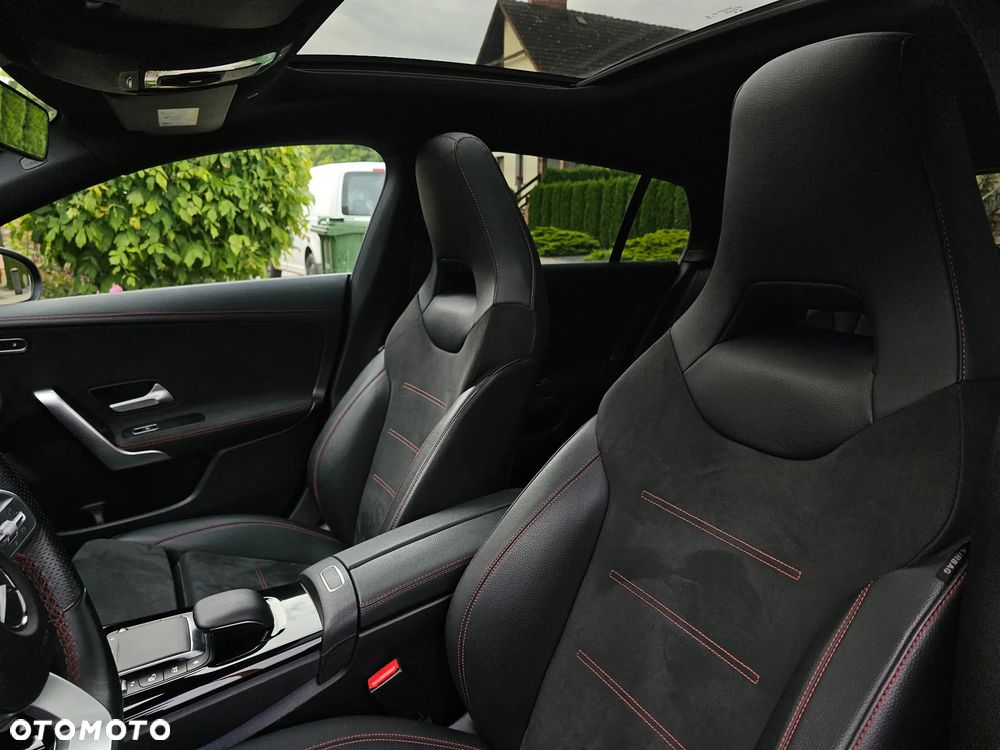 Mercedes-Benz CLA 200 d AMG Line 8G-DCT - 16
