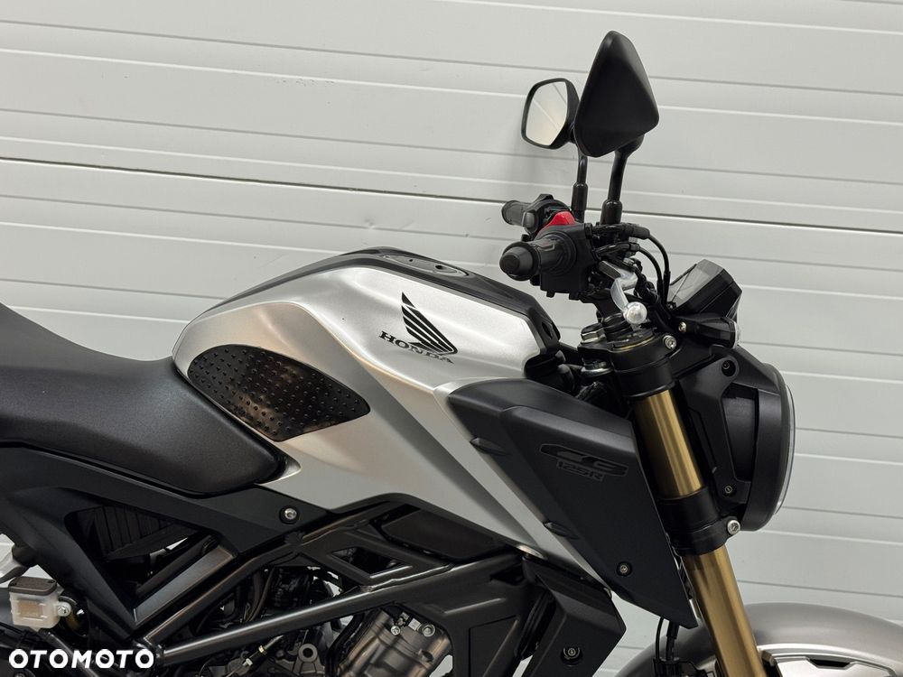 Honda CB - 7