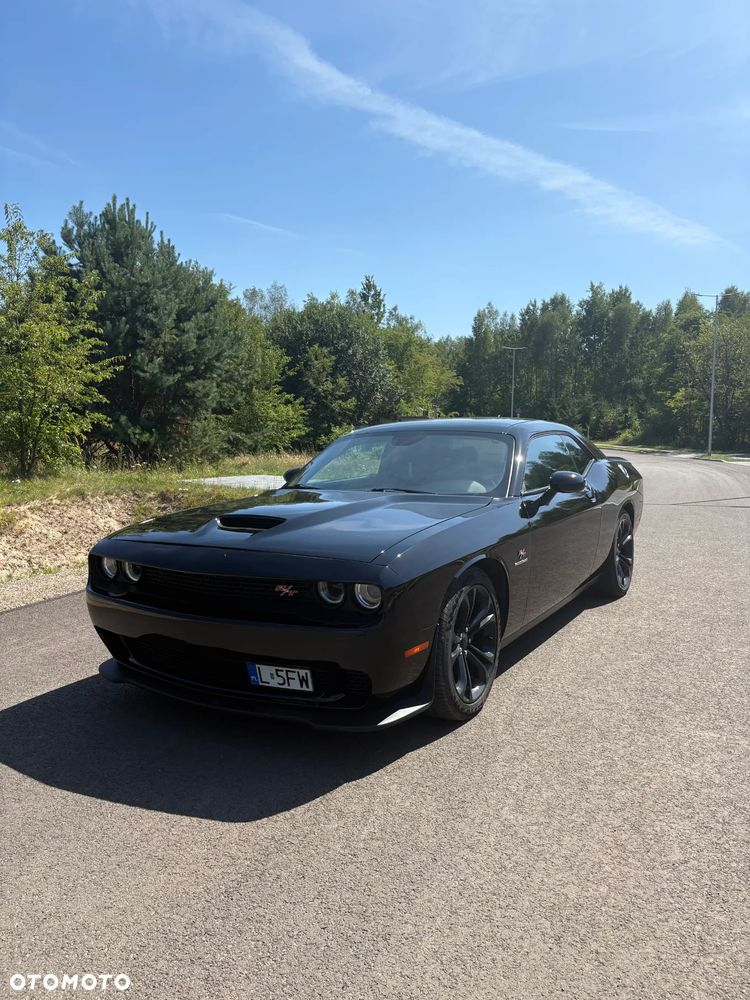 Dodge Challenger 5.7 R/T - 1