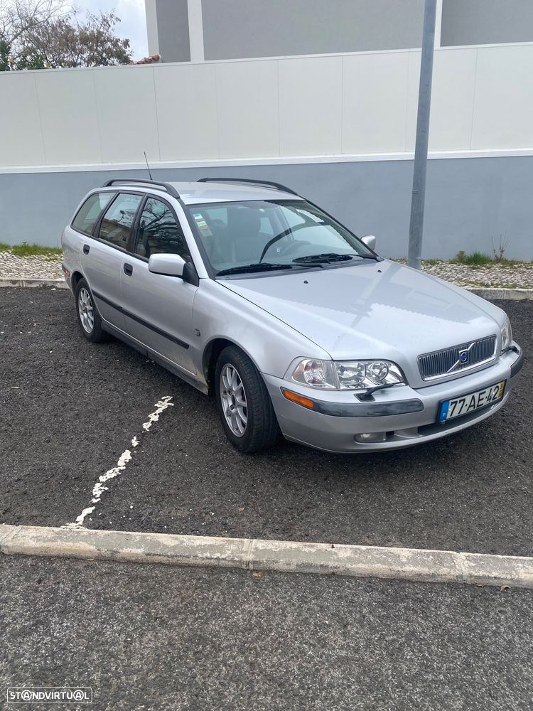 Volvo V40 Cross Country - 3