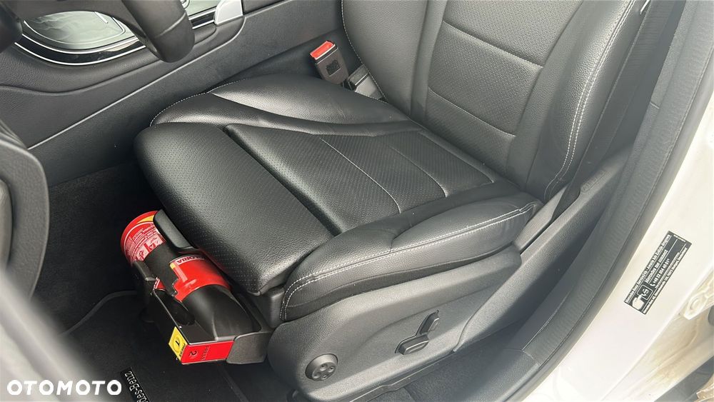 Mercedes-Benz GLC 300 de 4-Matic Business Edition - 18