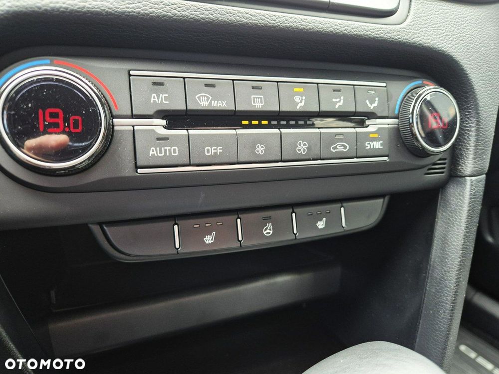 Kia XCeed 1.5 T-GDI L DCT - 33