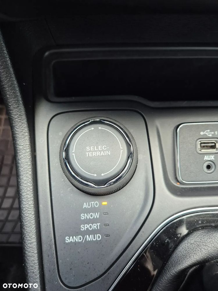 Jeep Cherokee 3.2 V6 Active Drive I Limited - 22