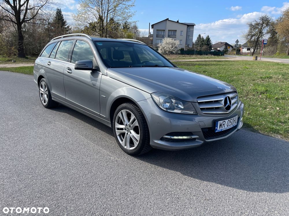 Mercedes-Benz Klasa C 180 BlueEFFICIENCY 7G-TRONIC Avantgarde - 2
