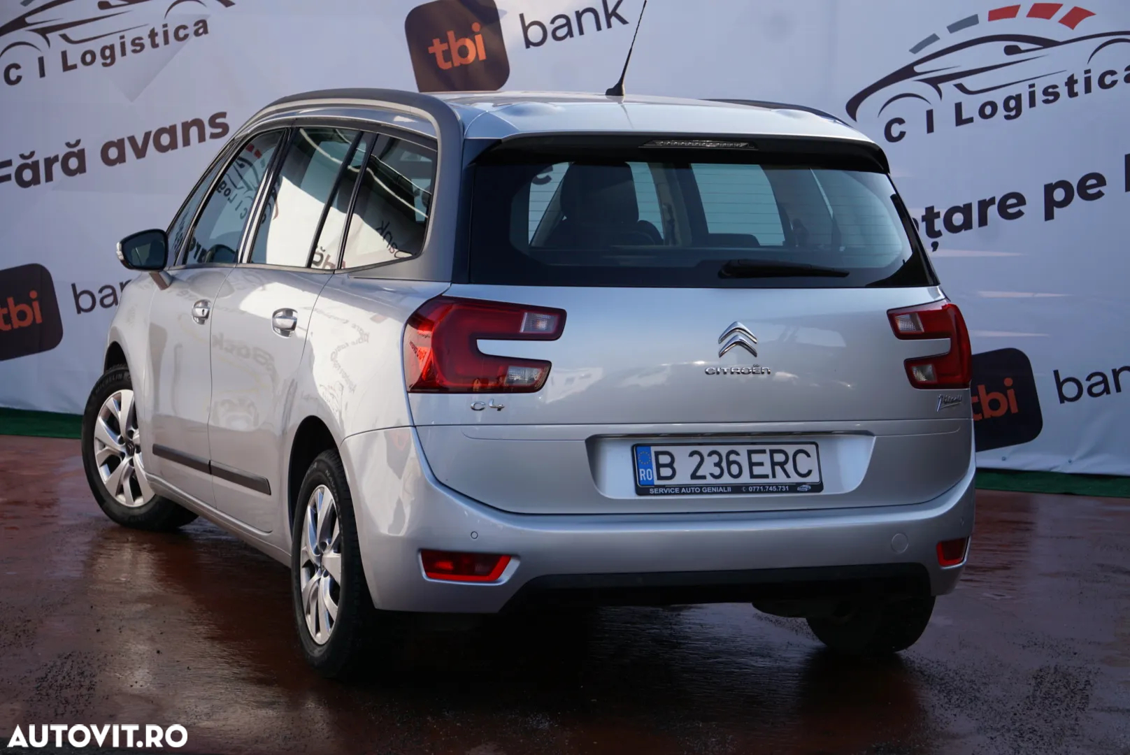 Citroën C4 Picasso 1.6 e-HDI Attraction - 4