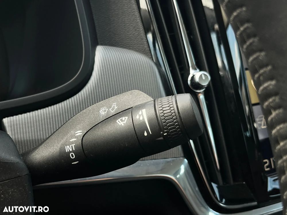 Volvo S90 - 19