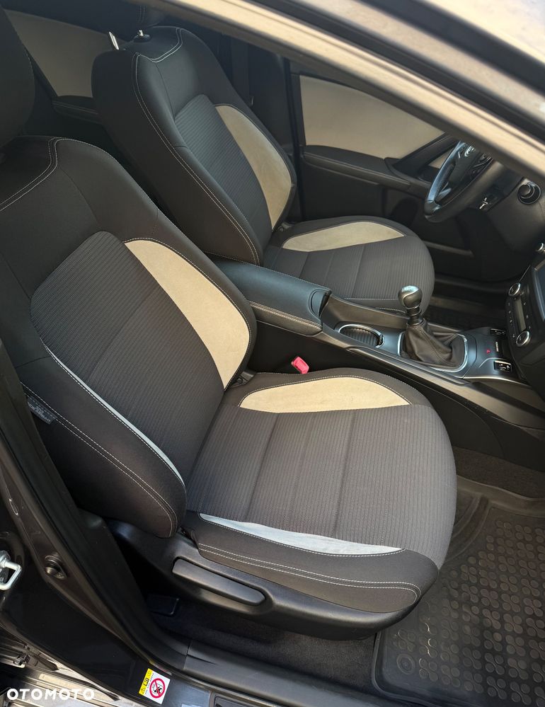 Toyota Avensis 2.0 D-4D Active Business - 18