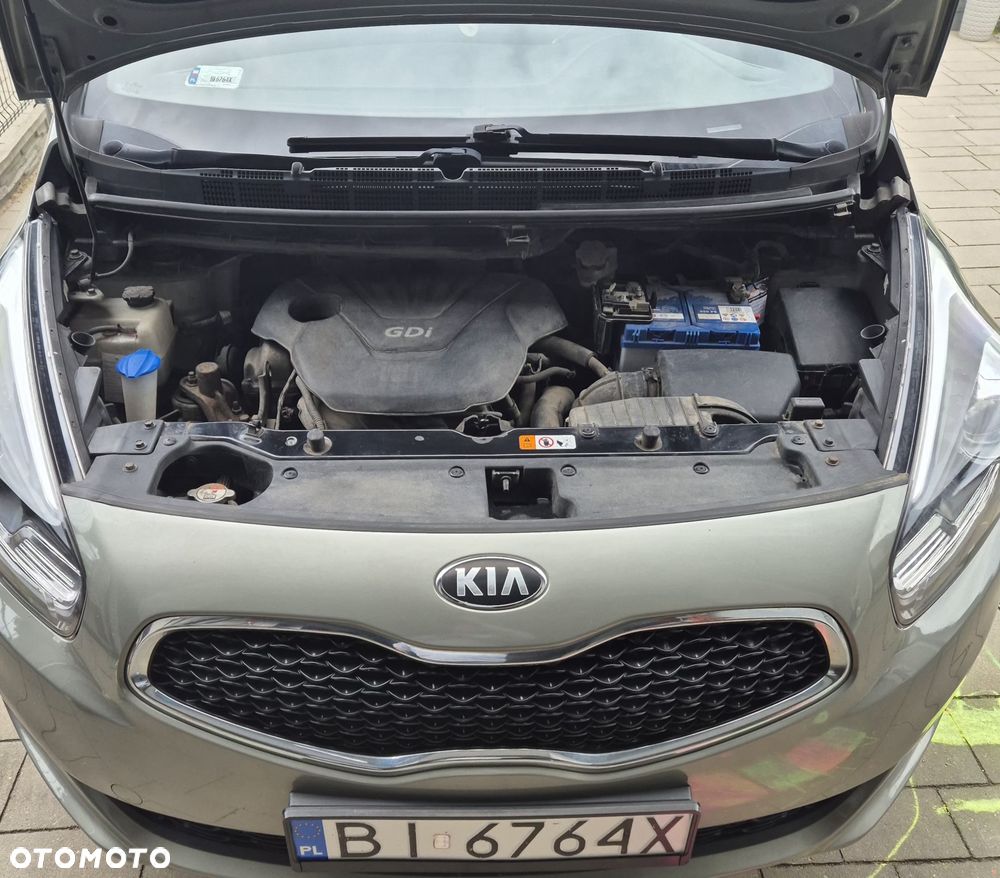Kia Carens - 6