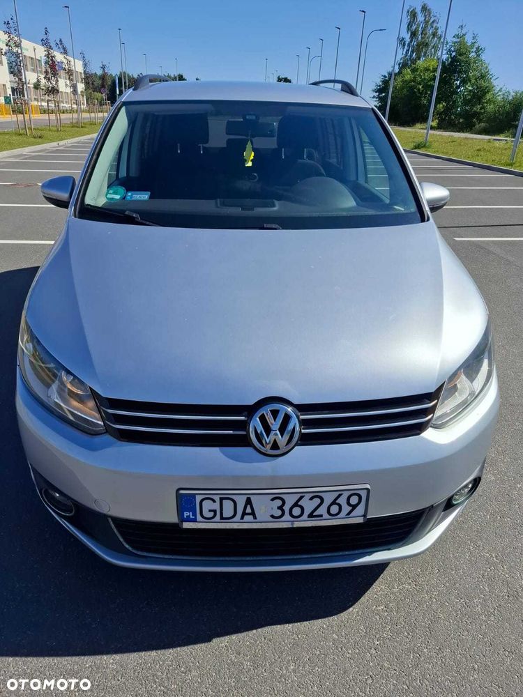 Volkswagen Touran - 1