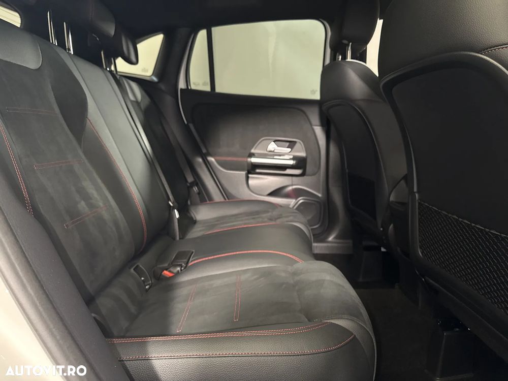 Mercedes-Benz GLA 200 d 4MATIC Aut. - 13