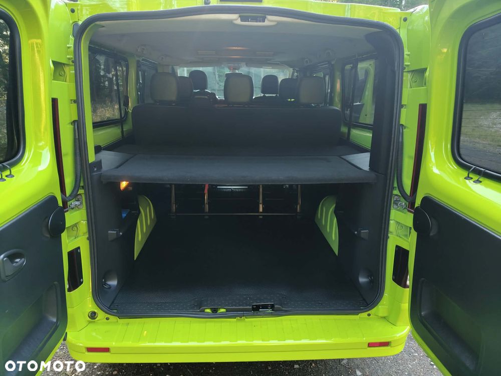 Opel Vivaro - 11