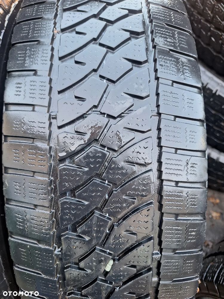 OPONY 215/65R16  Bridgestone Blizak W810 M+S - 3