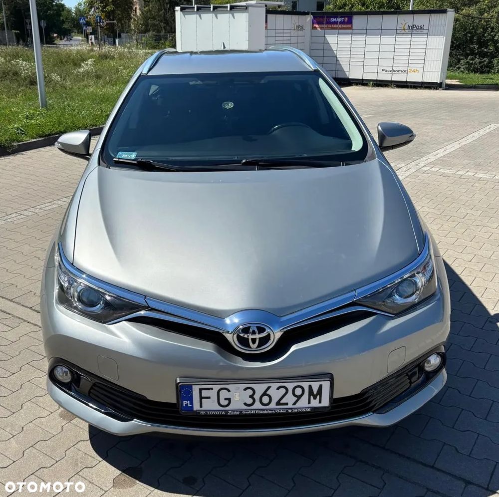 Toyota Auris - 13
