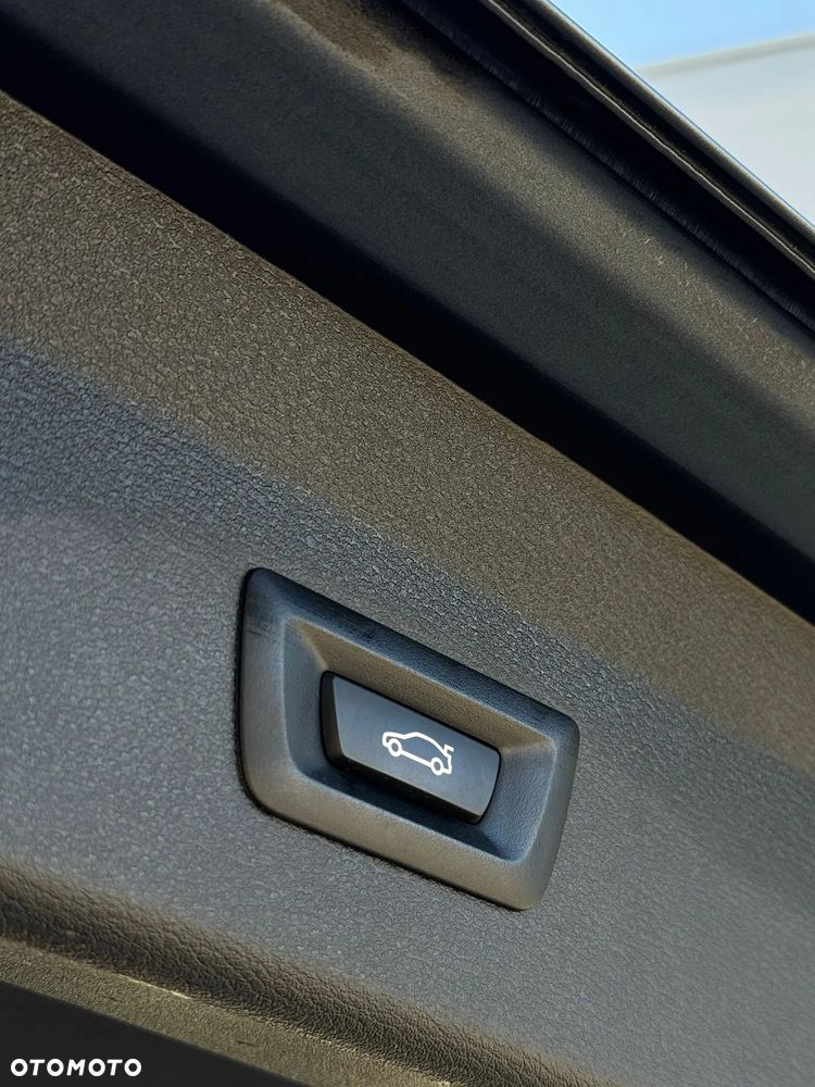 BMW X1 xDrive18d M Sport - 16