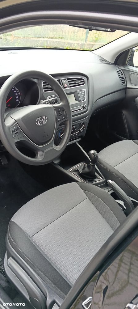 Hyundai i20 1.2 Classic - 21