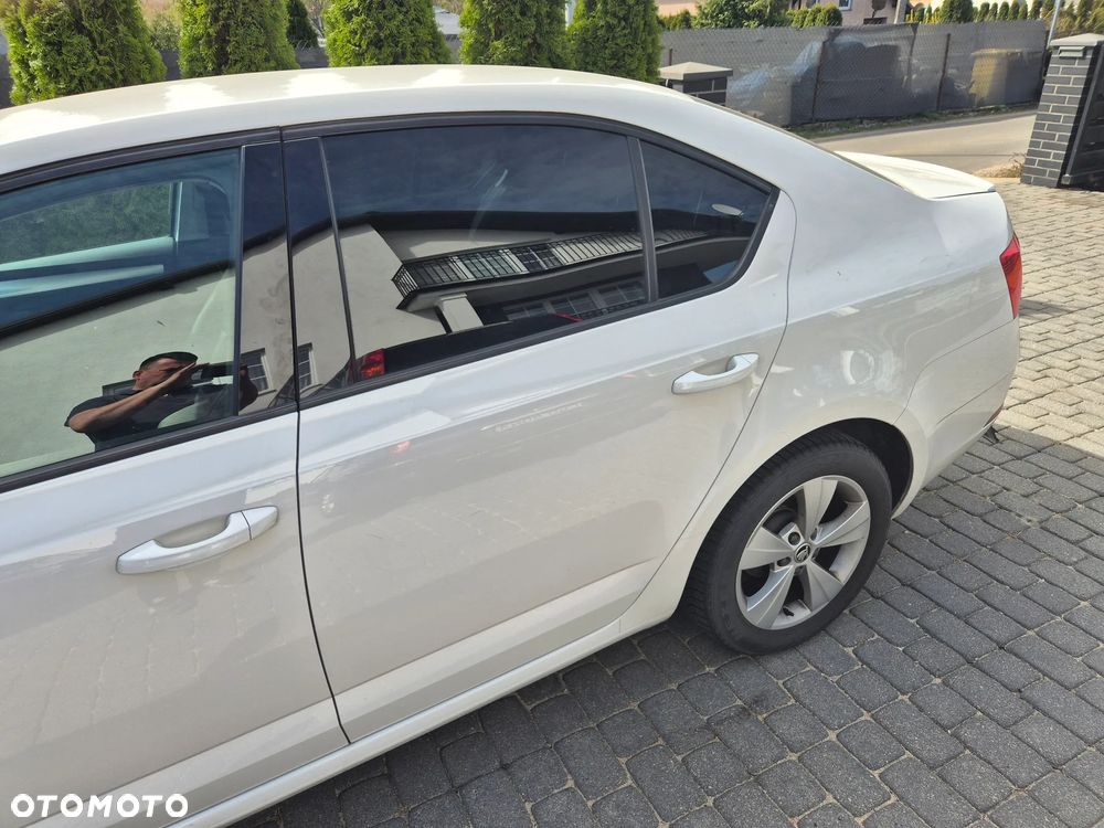 Skoda Octavia 1.5 TSI ACT Ambition - 3