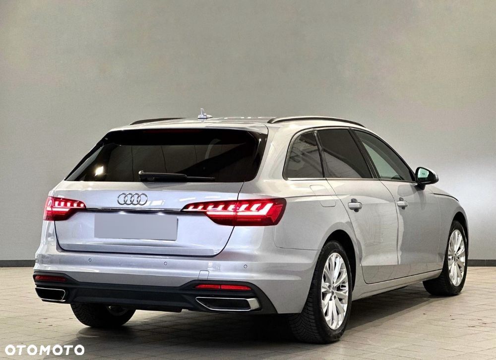 Audi A4 Avant 40 TDI S tronic - 3