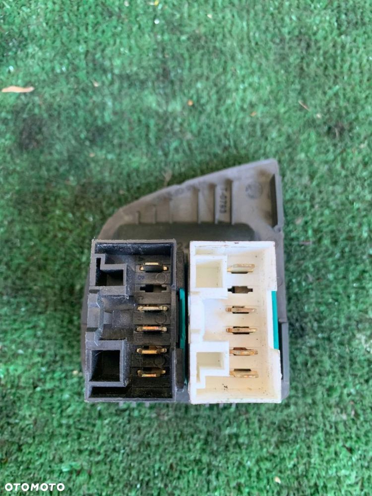 Panel sterowania przełącznik szyb lewy Fiat Doblo I Lift 735402415 WWA - 2