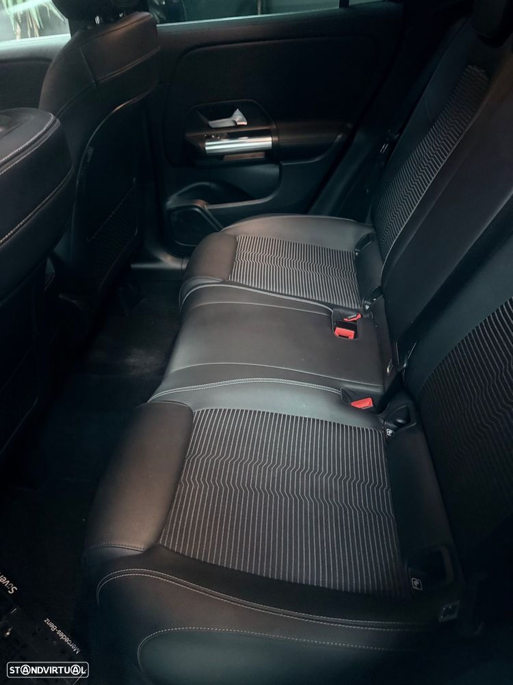 Mercedes-Benz E 300 de 4Matic T 9G-TRONIC Exclusive - 37