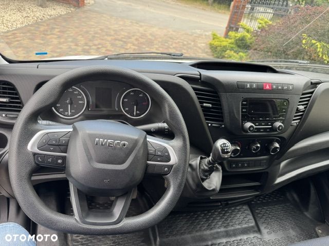 Iveco 35C160 skrzynia,firana 8 palet 2022r. - 3