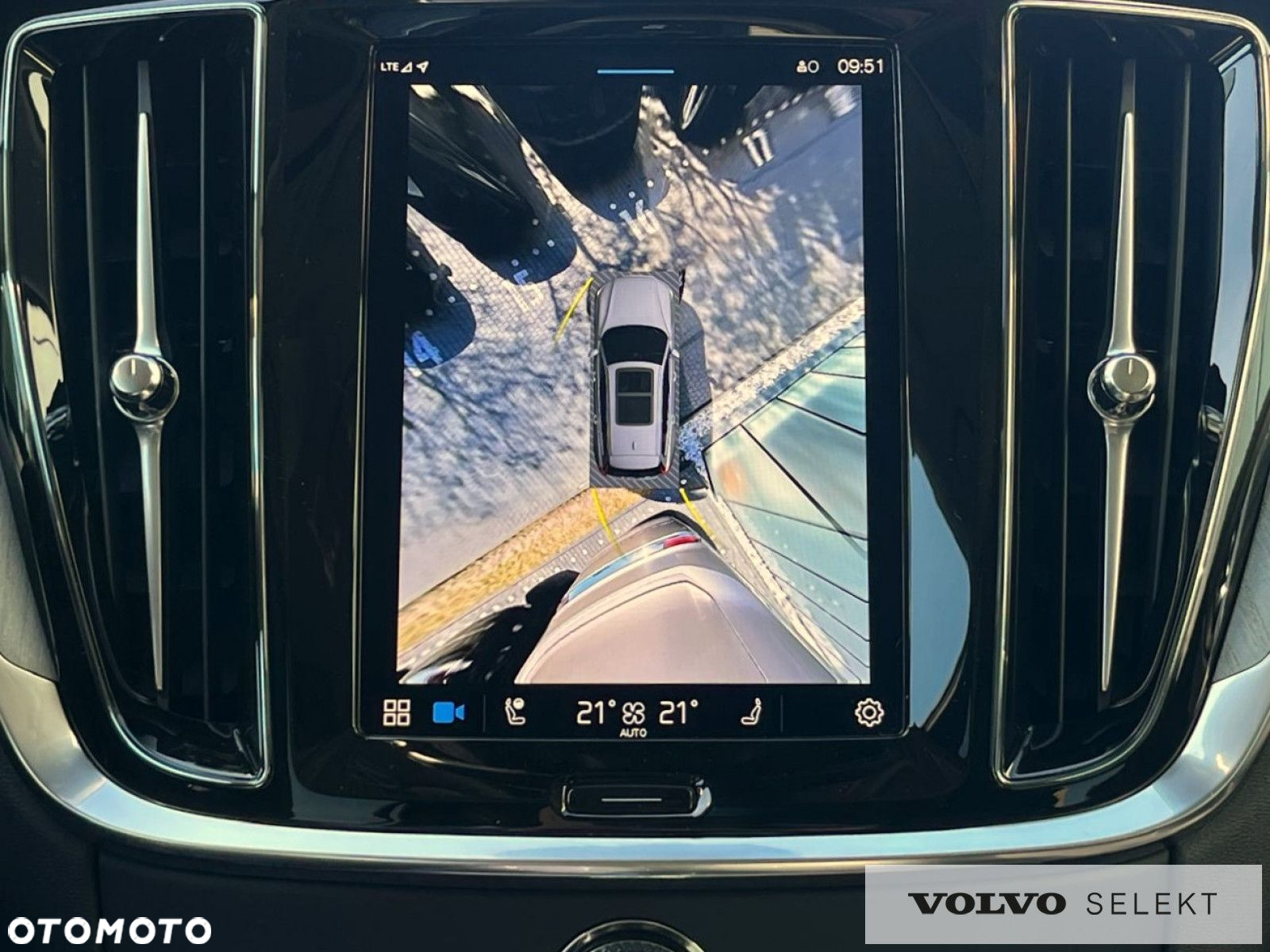 Volvo V60 Cross Country - 26