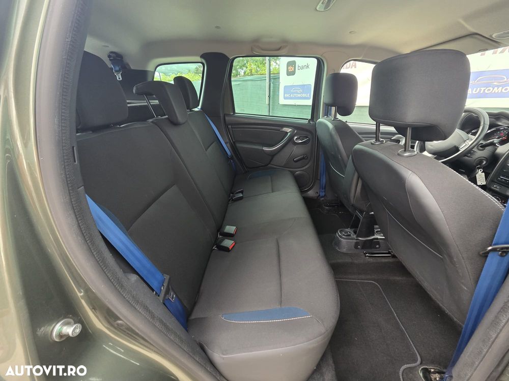 Dacia Duster 1.5 dCi 4x4 Prestige - 9