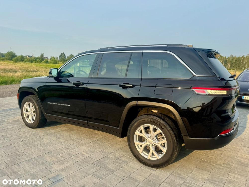 Jeep Grand Cherokee - 4
