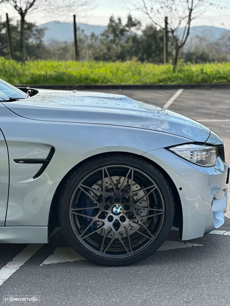 BMW M4 Auto - 4