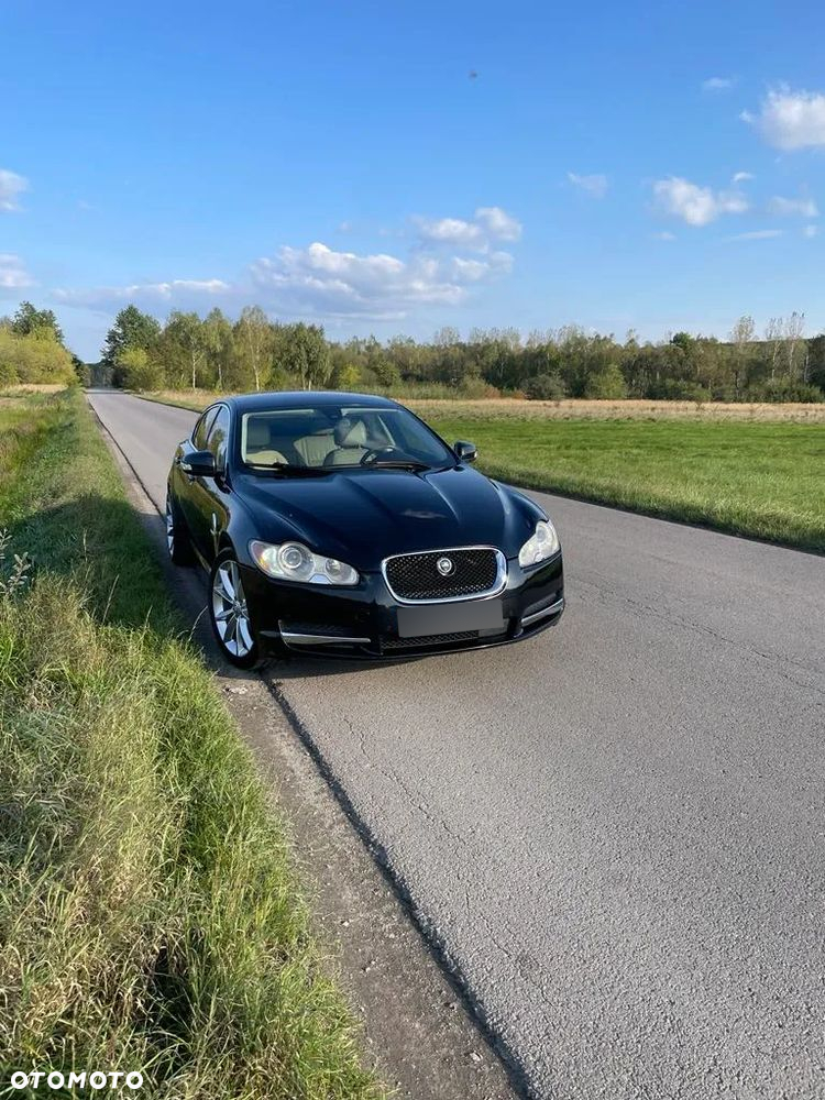Jaguar XF 3.0 V6 Luxury - 2