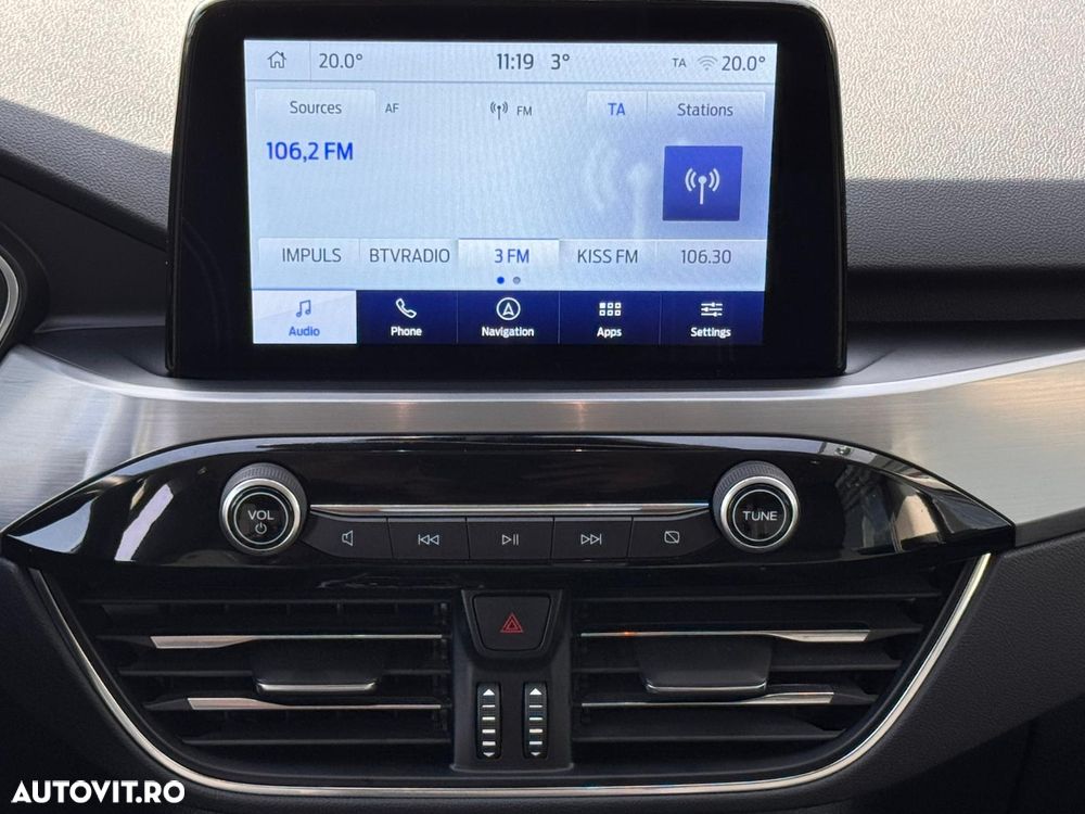 Ford Kuga 2.5 Duratec FHEV AWD Titanium - 24