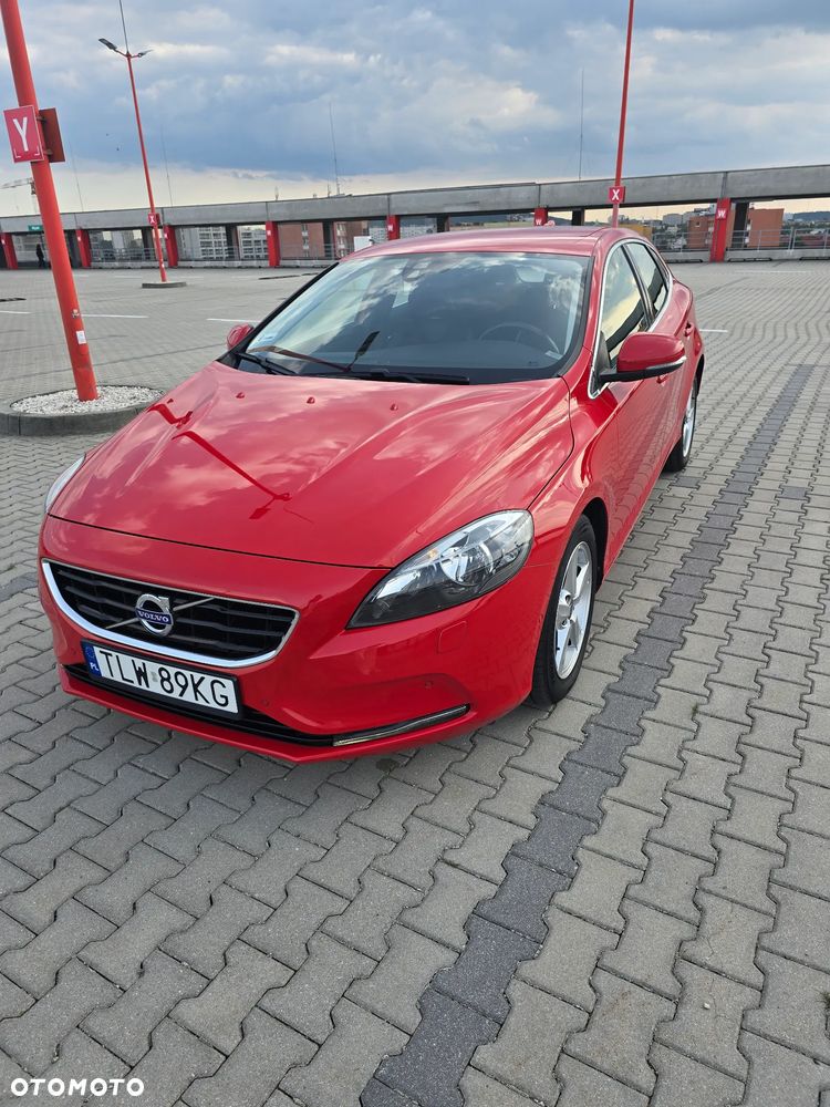 Volvo V40 2015 photo 2