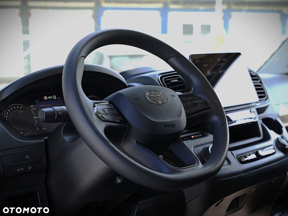 Toyota PROACE MAX - 22