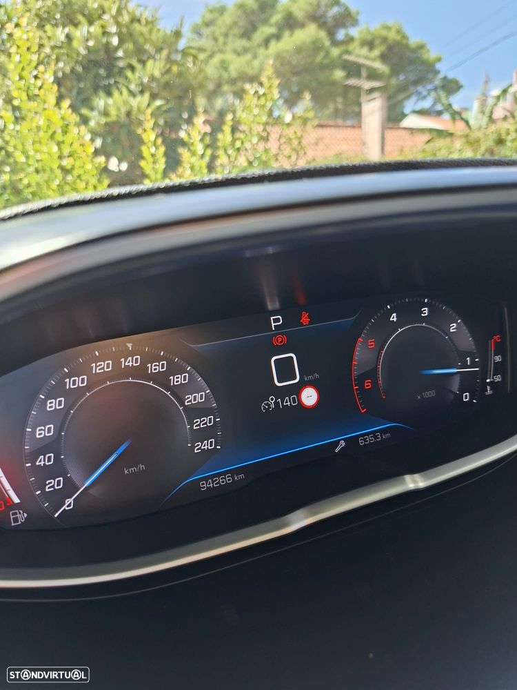 Peugeot 5008 1.5 BlueHDi Allure Pack EAT8 - 14