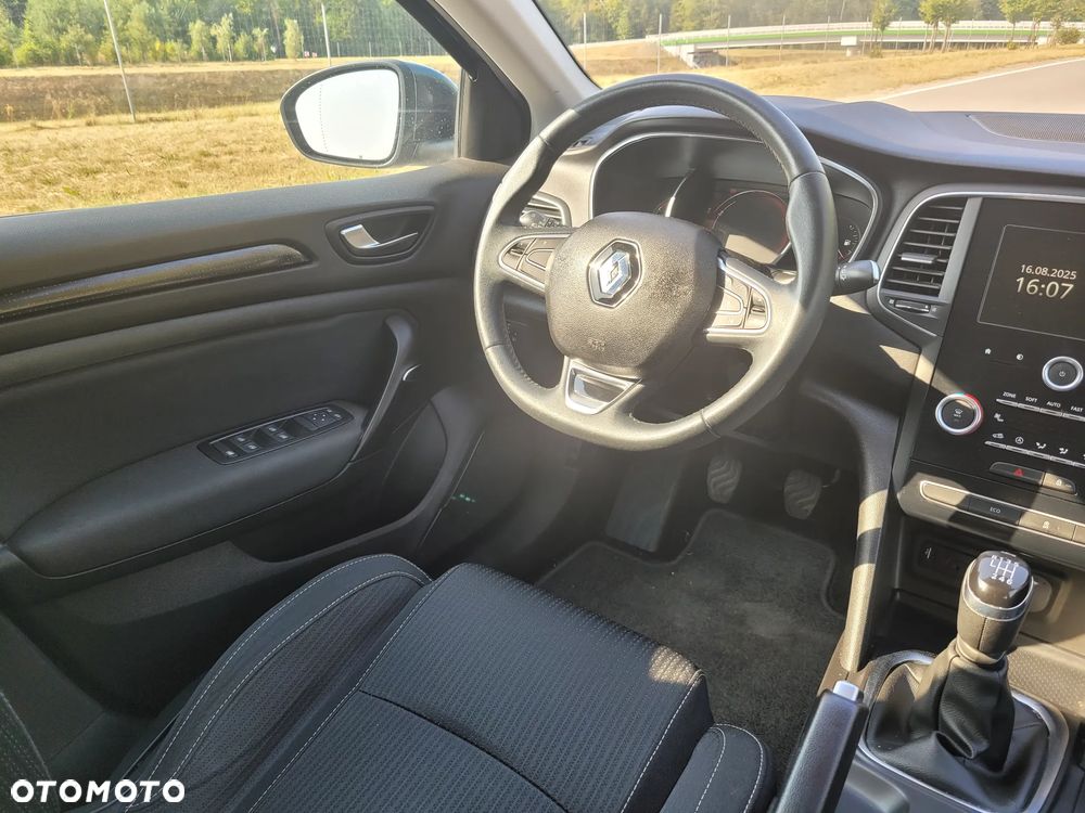 Renault Megane ENERGY TCe 130 BUSINESS - 10