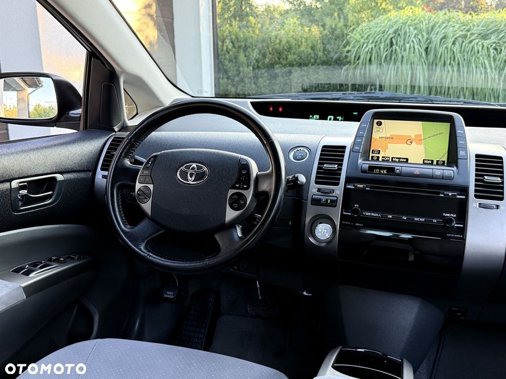 Toyota Prius 1.5 VVT-i Sol - 33