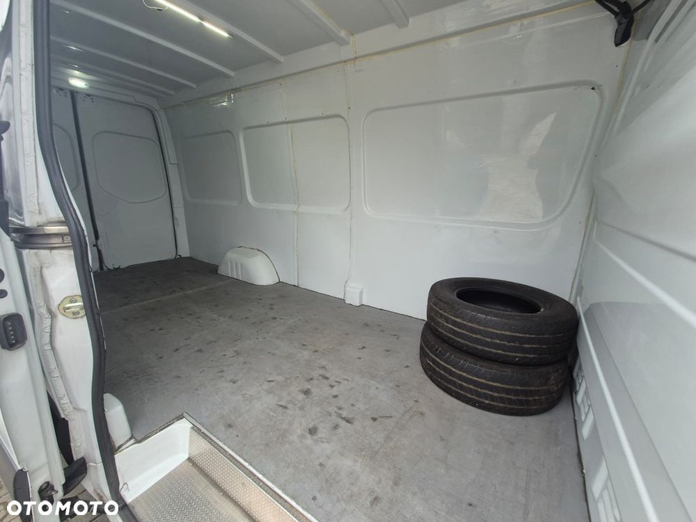 Mercedes-Benz Sprinter Maxi Long - FURGON / BLASZAK / IZOTERMA / OCIEPLONY / OGRZEWANIE NA PAKĘ / SERWISOWANY W ASO / NOWA SKRZYNIA BIEGÓW / ORYG. PRZEBIEG / BRAK RDZY - 18