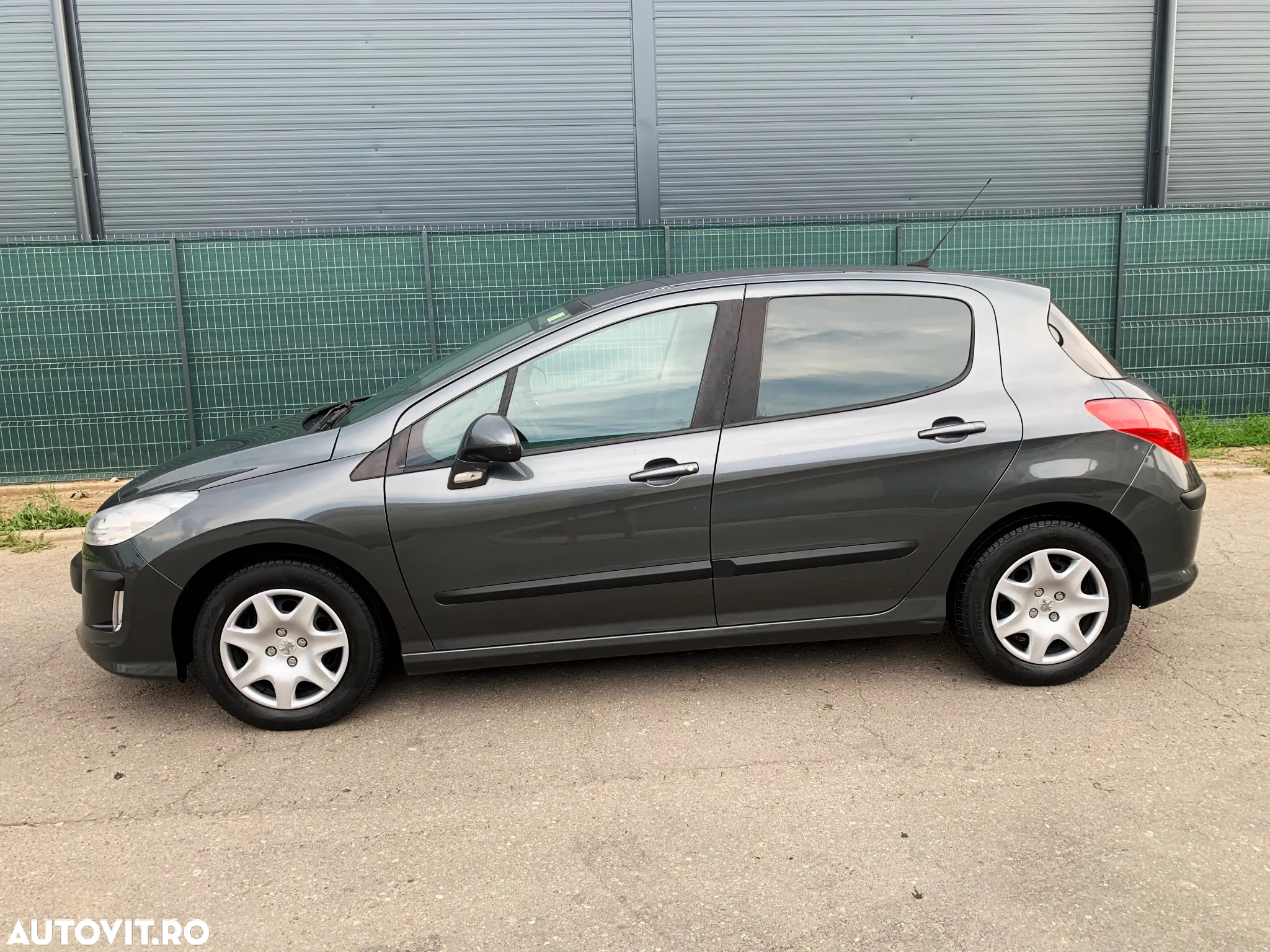 Peugeot 308 1.6HDi Confort Pack - 4
