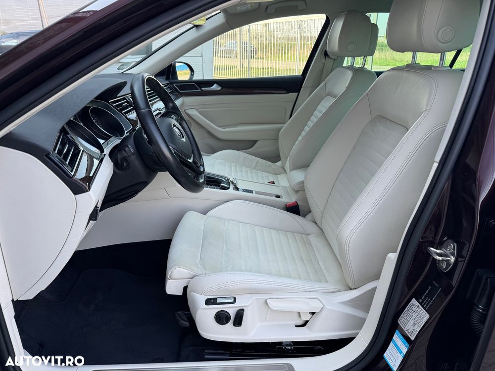 Volkswagen Passat 2.0 TDI DSG Highline - 24