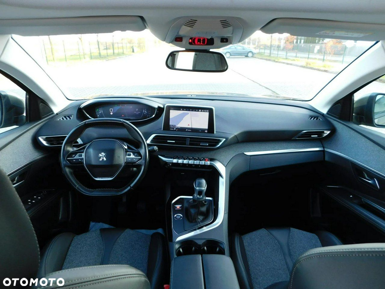 Peugeot 3008 1.5 BlueHDi Allure S&S - 6