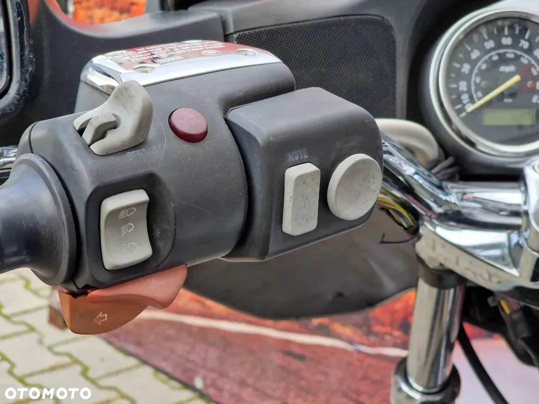 BMW R - 26