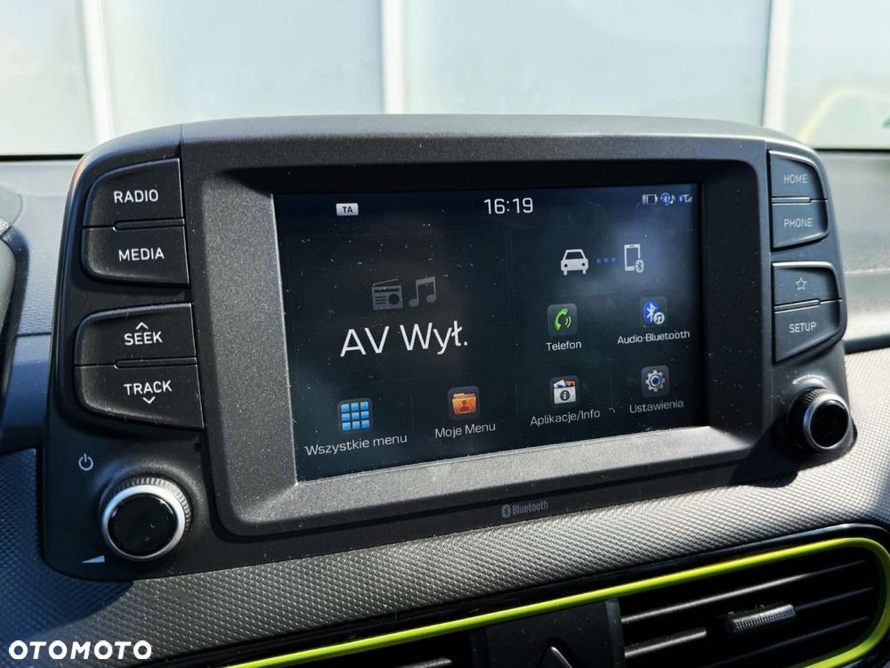 Hyundai Kona - 12